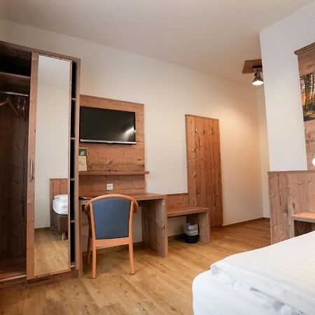 Hotel Restaurant Perschler Rattenberg  Экстерьер фото