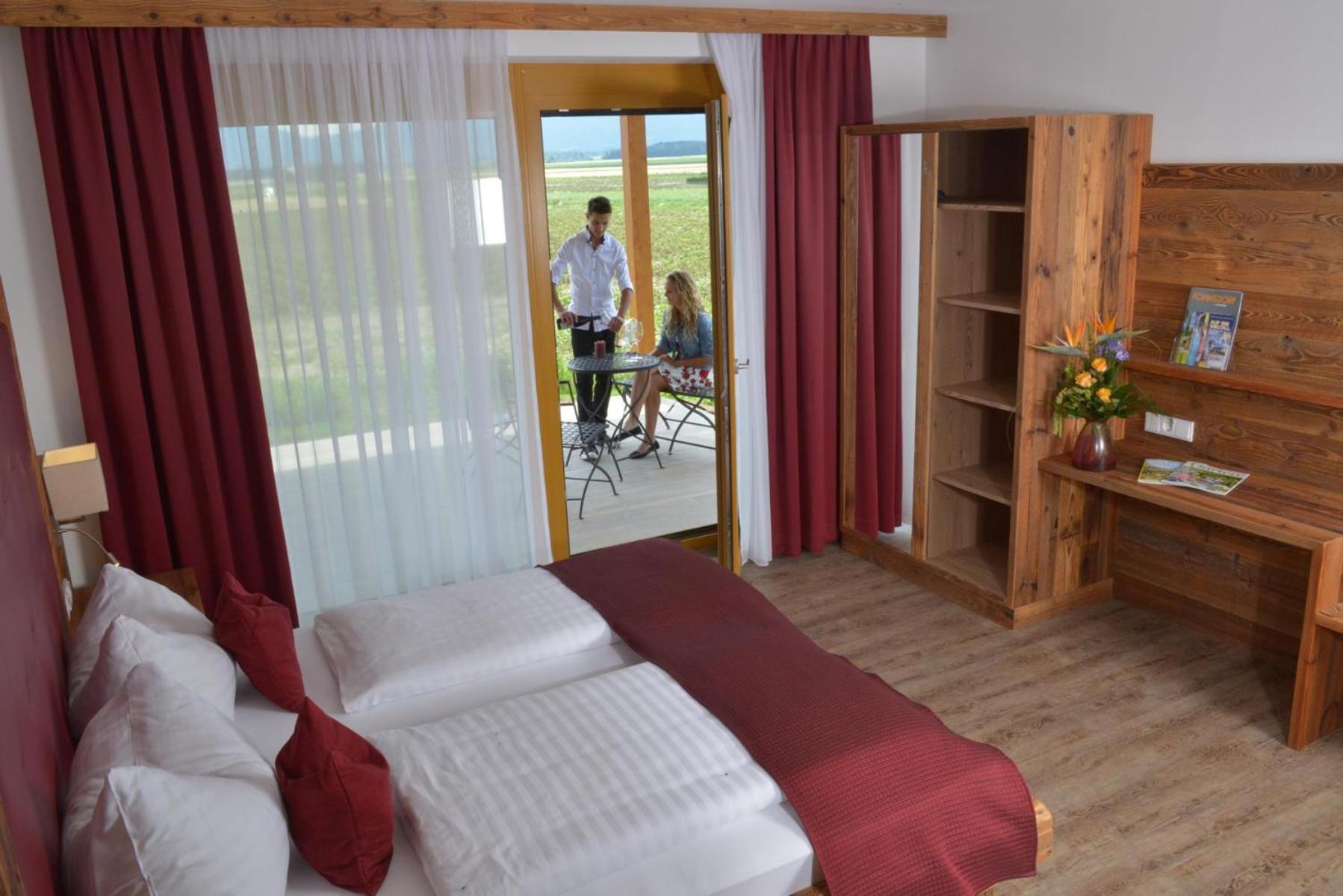 Hotel Restaurant Perschler Rattenberg  Экстерьер фото