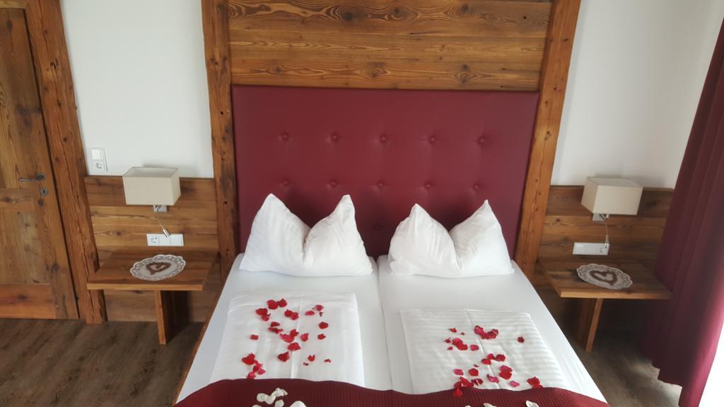 Hotel Restaurant Perschler Rattenberg  Экстерьер фото