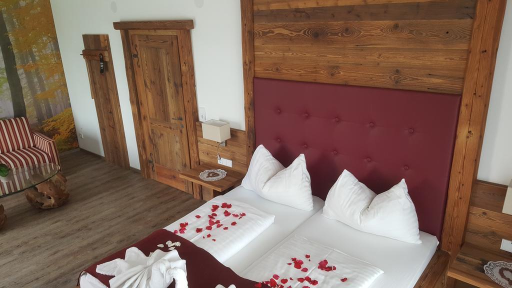 Hotel Restaurant Perschler Rattenberg  Экстерьер фото